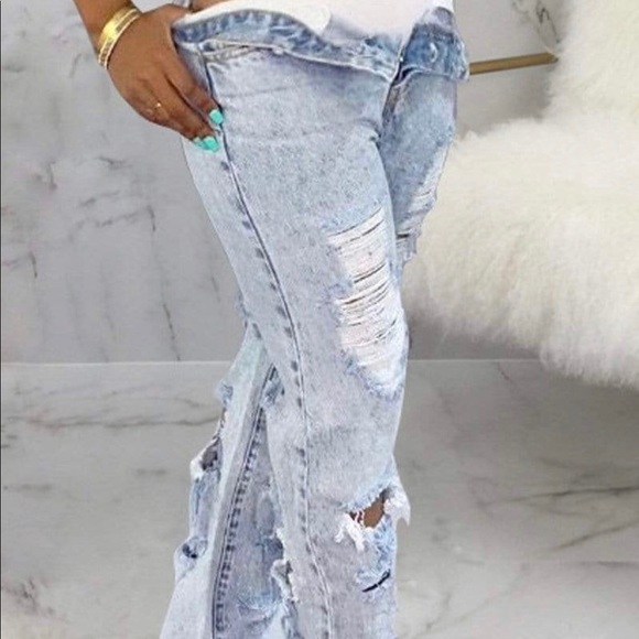 Distressed denim jeans - Picture 4 of 6